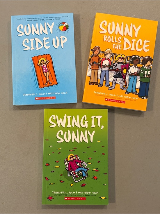Scholastic Other - Scholastic Sunny Series Book Set